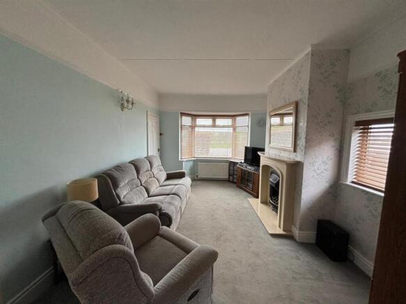 Living Room/Diner