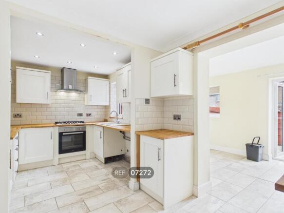 Kitchen/Dining room