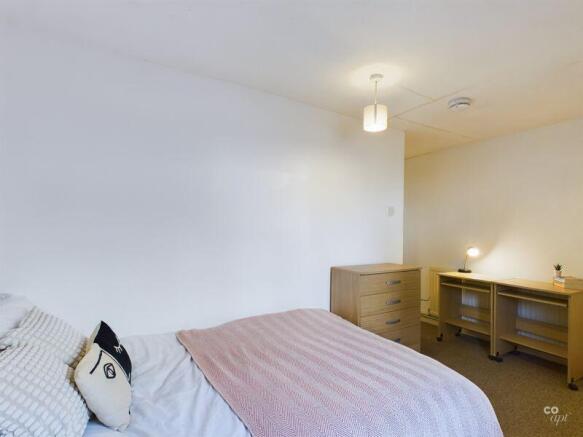 bed 1