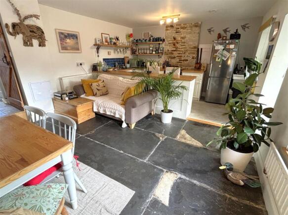 Living Area.jpeg