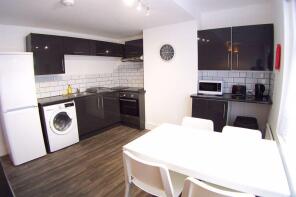 76, Estcourt Avenue, Headingley, Leeds LS6 3ET