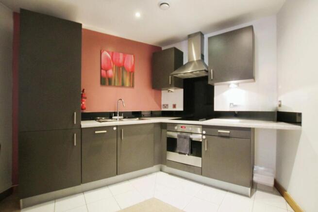 2 bed Apartment for sale Image 4