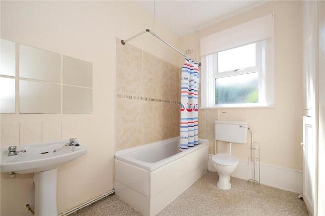 2 bed Flat to rent Image 7