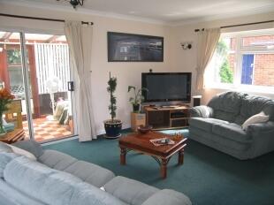 Lounge 2