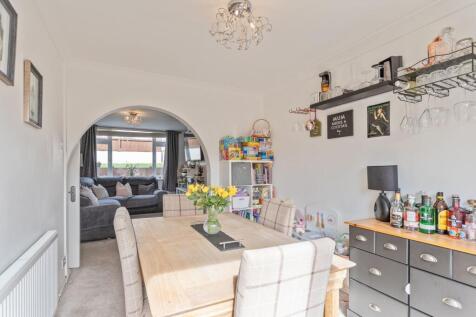 Glanwern Avenue, Newport, NP19