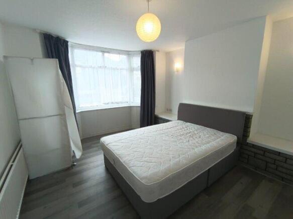 mackie-grove-bs34-7nf-1035550