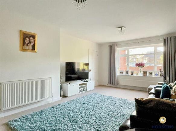 4 bed Detached for sale Image 6