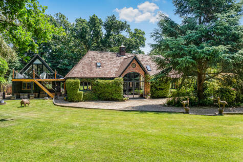 Ringwood Road, Burley, Ringwood, Hampshire, BH24