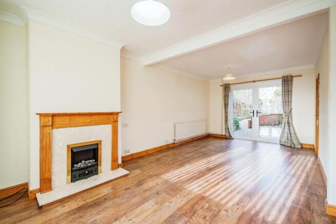 Lounge/Dining Room