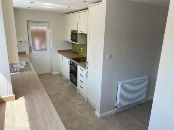 kitchen3.jpg