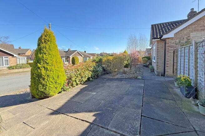 3 bed Detached Bungalow for sale Image 10