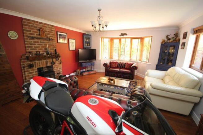 Lounge photo 1