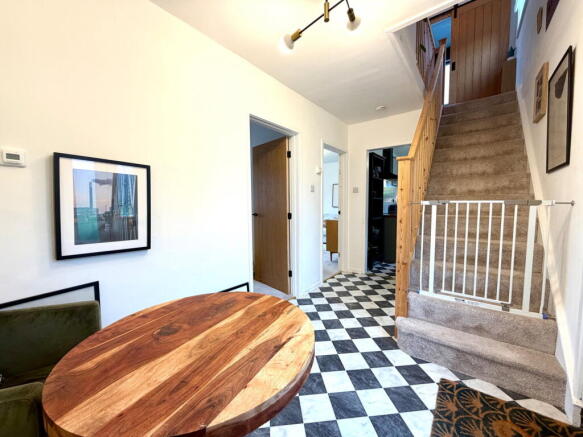 Griffiths Road, High Green, Sheffield, S35 3GZ photo 4