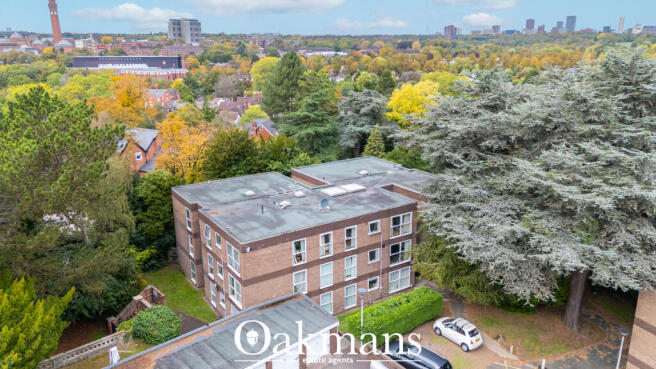 2-bed flat on Seymour Close, Birmingham, B29, £175,000