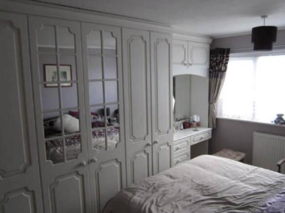 Bedroom 1 Photo 1