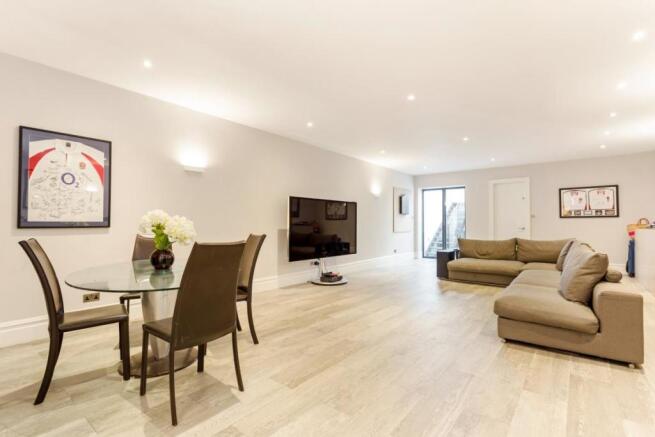Burlington Gardens, W4 - FOR SALE