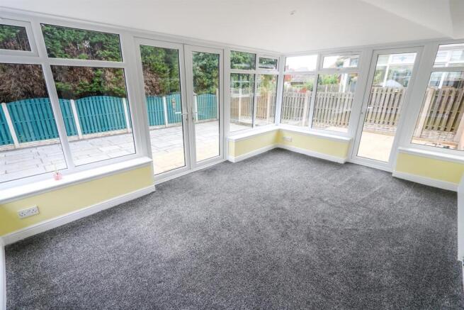 3 bed Detached Bungalow for sale Image 6