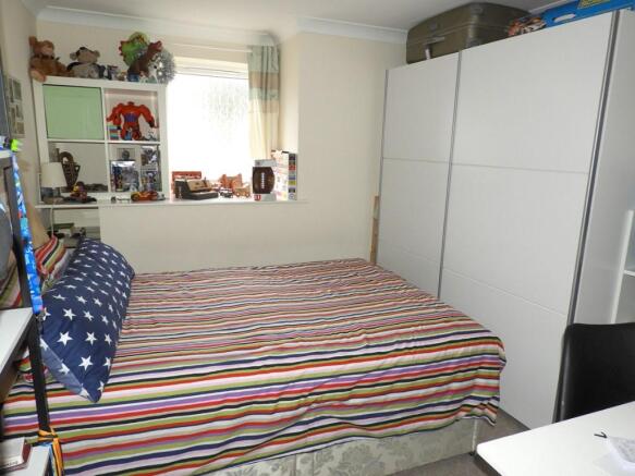 Photo 10