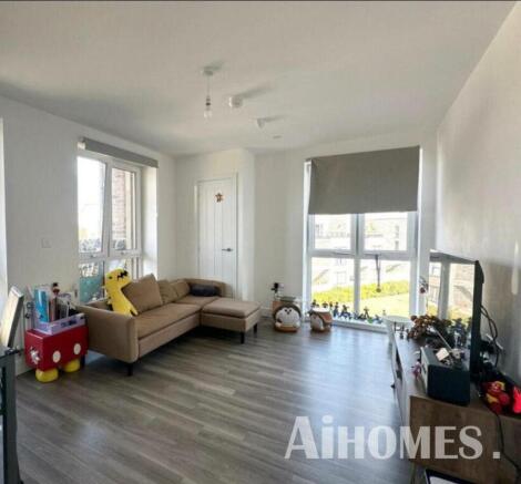 WhatsApp Image 2025-