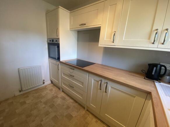 14 - Kitchen_.jpg