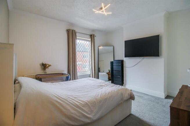 2 bed Terraced for sale Image 9
