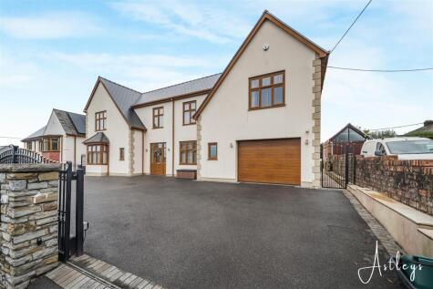 Cimla Road, Neath