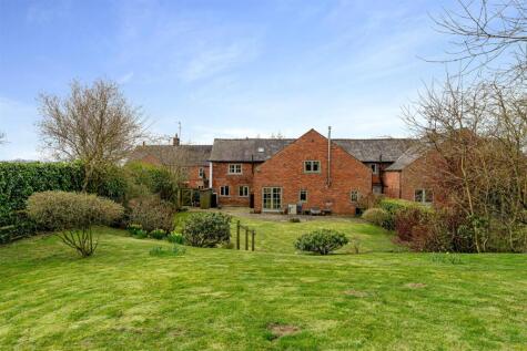 Tan House Barns, Eaton, Congleton
