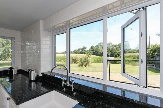 Oaks-Kitchen-Window.jpg