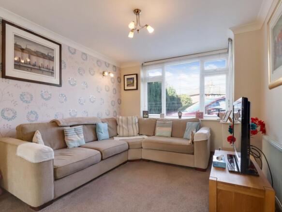 Lounge-V
