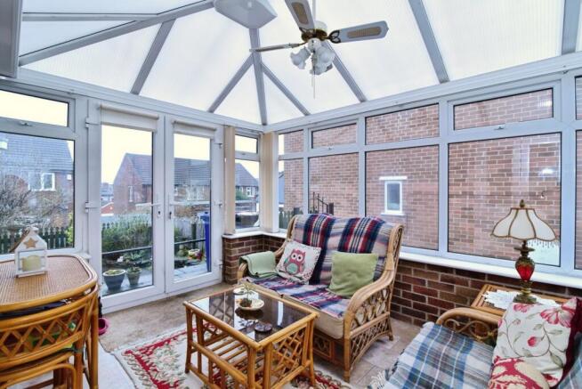 2 bed Bungalow for sale Image 5