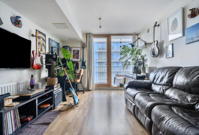 1408567-2-69839a8...