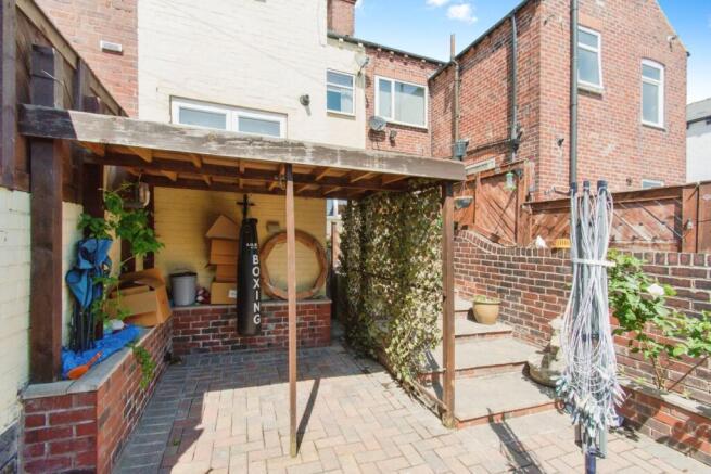 3 bed Terraced for sale Image 4