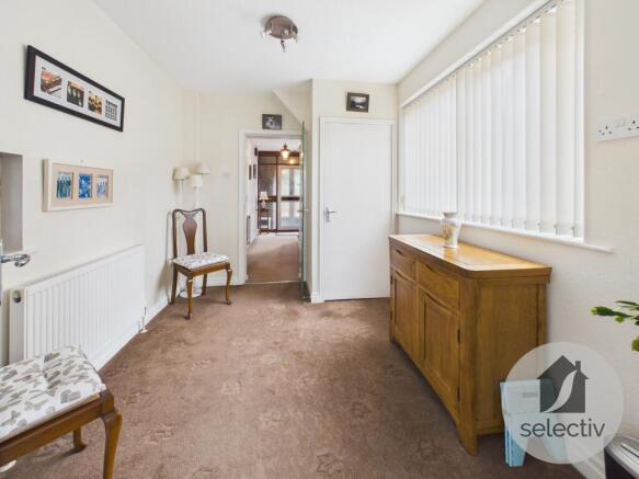 4 bed Semi-Detached for sale Image 6