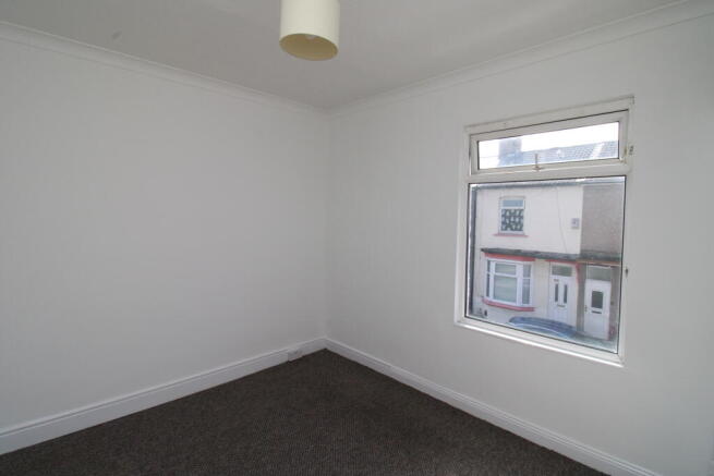 2 bed Terraced to rent Image 7