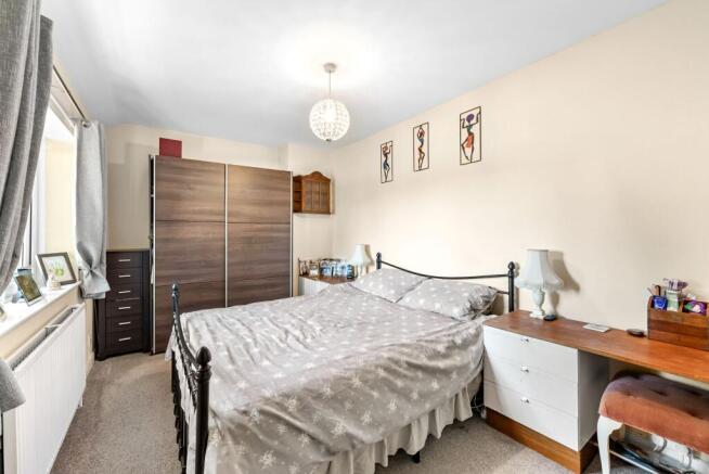 3 bed Terraced for sale Image 7