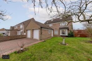18, Windsor Close, St Ives PE27 3DW