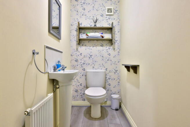 4 bed Town House for sale Image 11