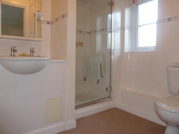 Ensuite