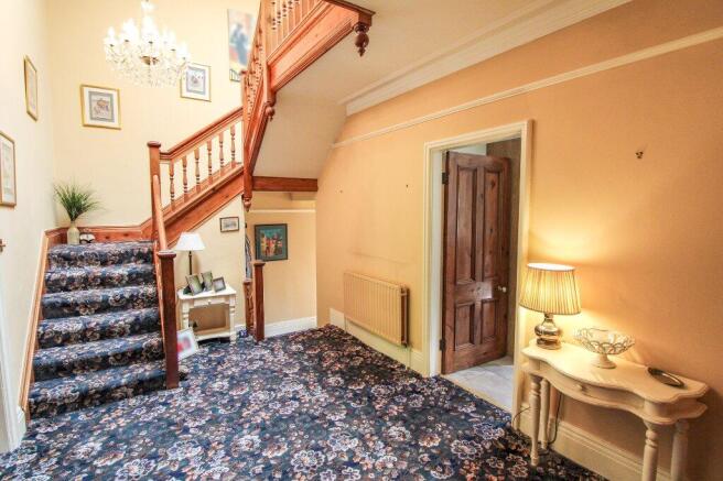 3 bed Penthouse for sale Image 8