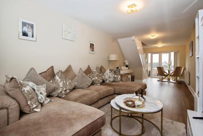 Julie Avenue, Durkar, Wakefield, West Yorkshire, WF4 photo 2