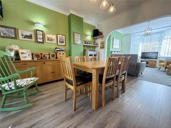 3 bed Semi-Detached for sale Image 4