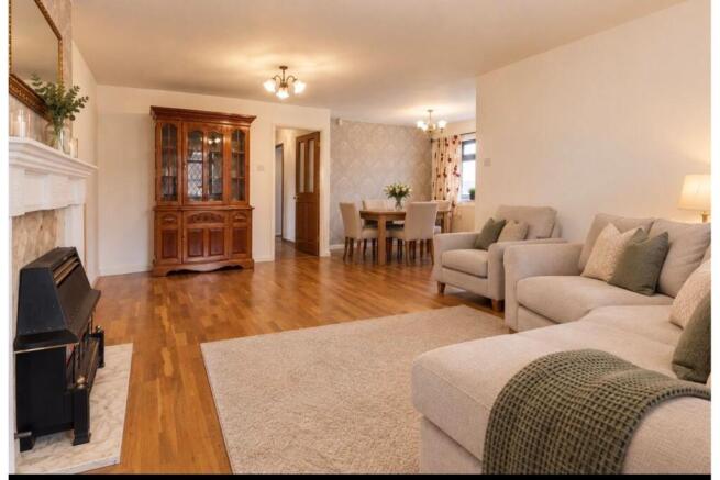 3 bed Detached Bungalow for sale Image 5