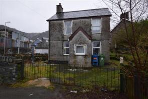 10, Ynys Terrace, Blaenau Ffestiniog LL41 3DA