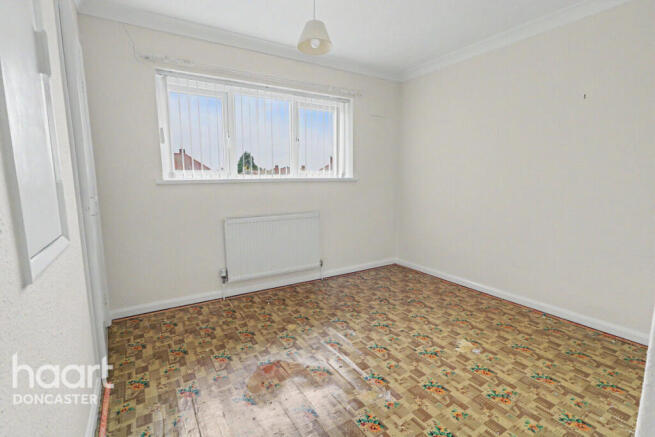 3 bed Terraced for sale Image 12