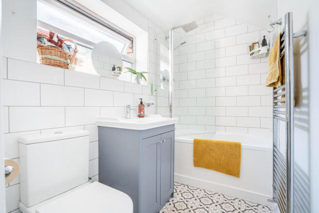 3 bed Terraced for sale Image 8