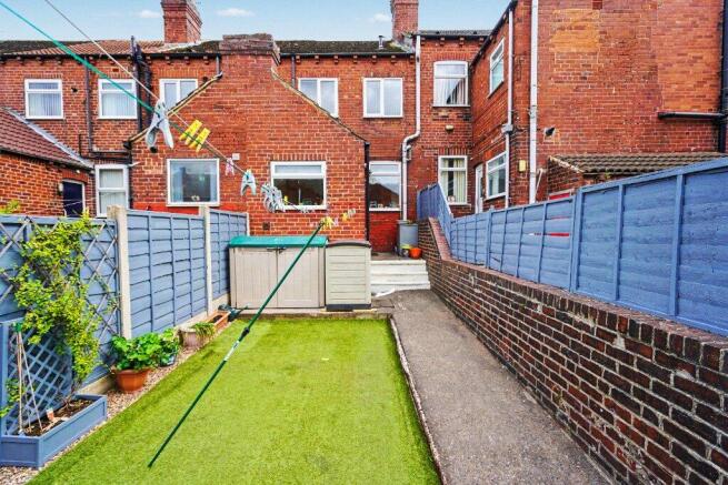 3 bed Terraced for sale Image 8