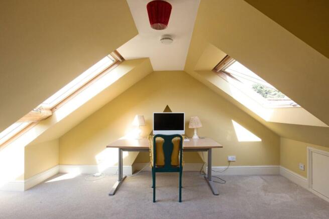 Bedroom/Study