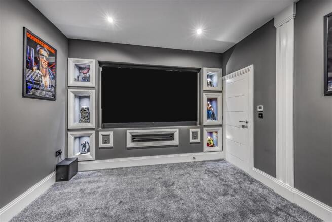 31 Lovedean Lane, Waterlooville-PorticoMarketing-S