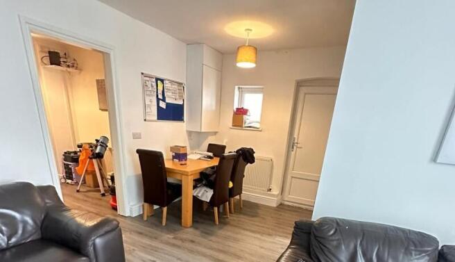 6 bed End of Terrace to rent Image 5