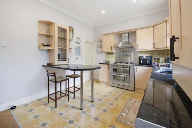 2 bed Terraced for sale Image 9